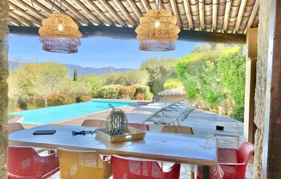 Luxusvilla aus Stein Concadoro