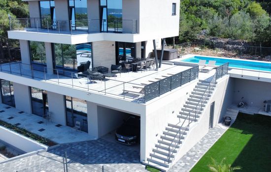 Urlaub Luxusvilla "Villa Supreme Pasman" neu