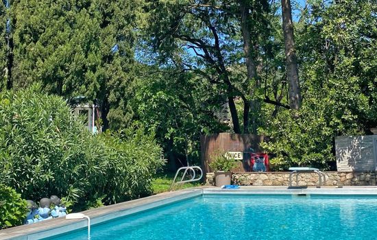 Villa 6 Zimmer - Privates Schwimmbad - Wifi