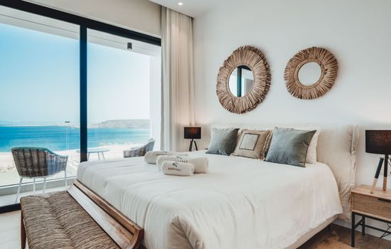 Periyiali Resort - Frontansicht Villa Ira - 5