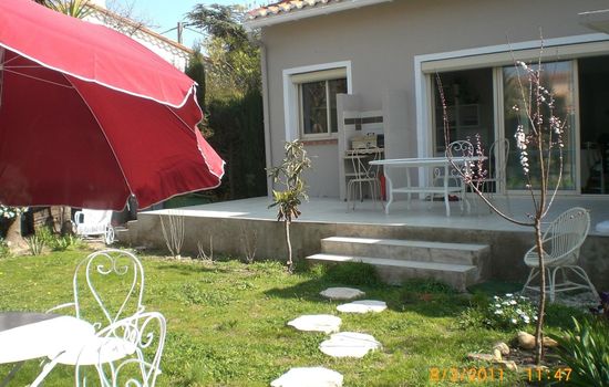 in Méditerranée mit Grill, Garten und Terrasse