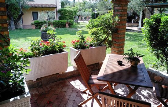 Appartement in Centola mit Grill, Terrasse und Garten