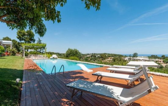 Villa mit privatem Pool in der Nähe der adriatischen Strände