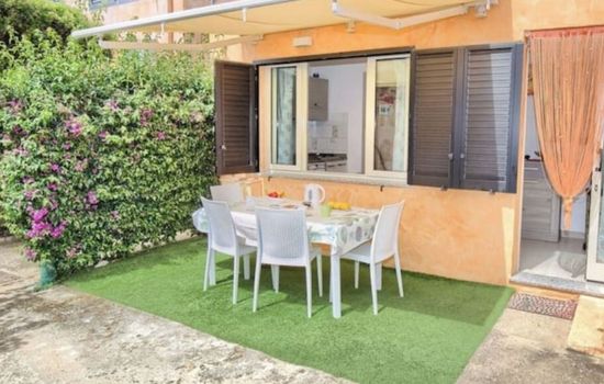 Ein-Zimmer-Wohnung 'Sardesidence' in Strandnähe