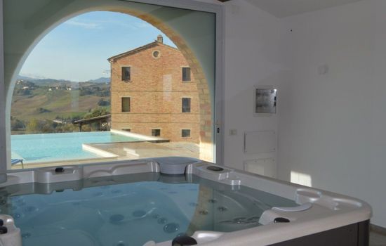 Villa mit privatem Pool und Wellnessbereich