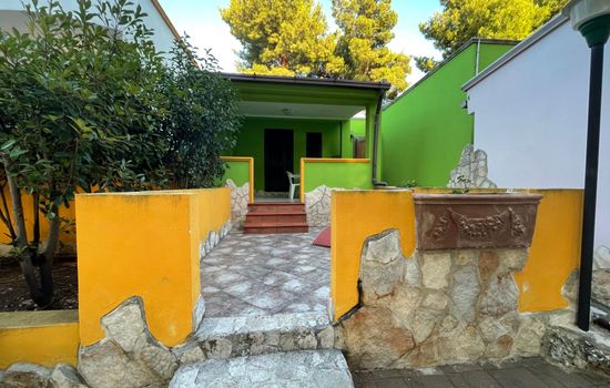 'Carla Gold' mit Wallbox