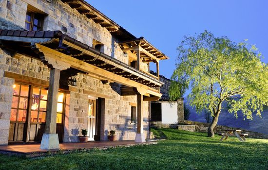 Fachwerkhaus mit Garten