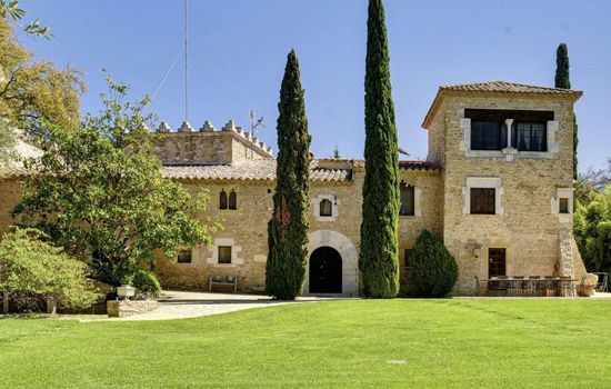 Luxuriöses katalanisches Bauernhaus aus dem 16.