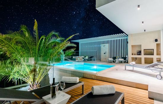 Wunderschönes Ferienhaus in Sutivan mit Privatem Pool