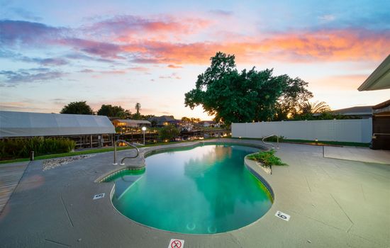 Coastal Charm-Gulf Access-Your Cape Coral Paradise Awaits