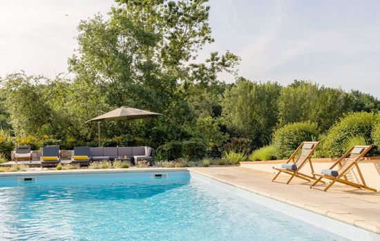 Haus Kalia. Swimmingpool, Sommerküche, Video-Lounge und Fitnessraum