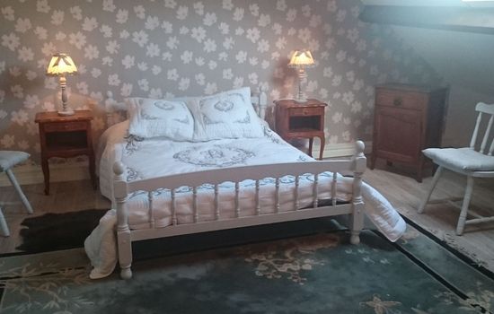 Maison le Pressoir in Vallières-les-Grandes