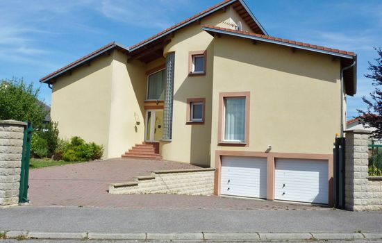 für 14 Personen + 1 Kind ca. 275 m&sup2;in Damelevières, Lothringen (Meurthe-et