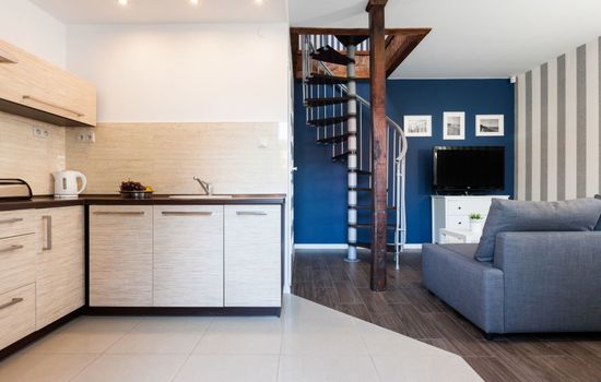 "Kapitanski" mit Schwimmbad