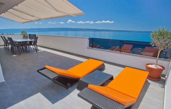 Charmantes Ferienhaus mit grünem Garten