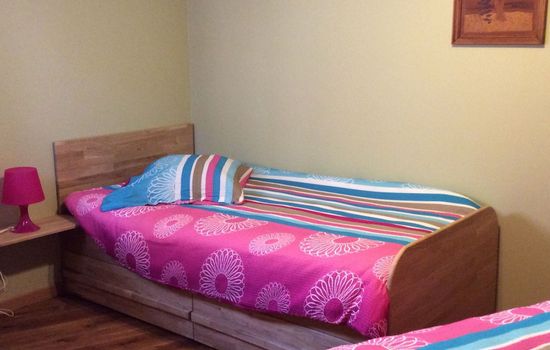 Dorfhaus mit Privatparkplatz