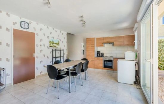 für 2 Personen und 2 Kinder