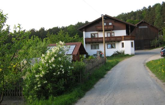 in Zandt mit Garten und Grill