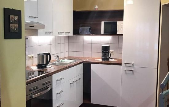 in Zandt mit Kleiner Terrasse