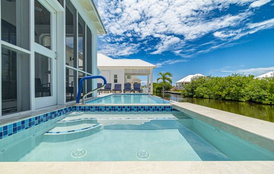 Belizean Serenity w/ Private Hot Tub and Pool at Mahogany Bay