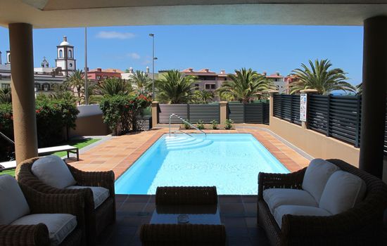 Villa meloneras mit ganztägiger Sonne am Pool