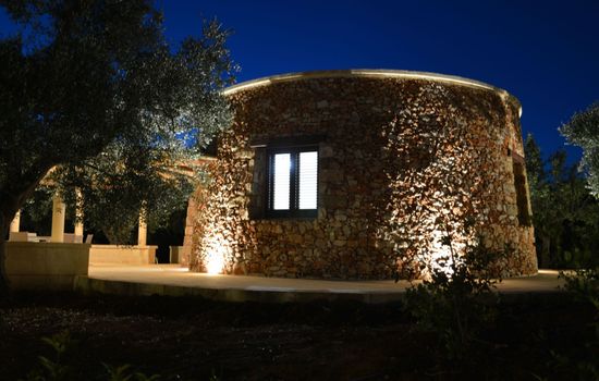 I FURNEDDHRI - Wohnstruktur bestehend aus 4 Trulli mit Schwimmbad