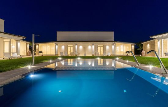 Haus in Casarano mit Außenhof