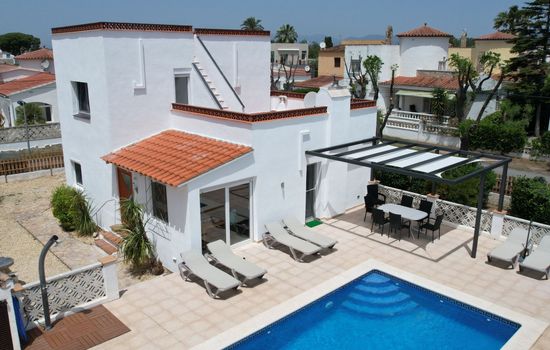 in Empuriabrava mit Privatem Pool