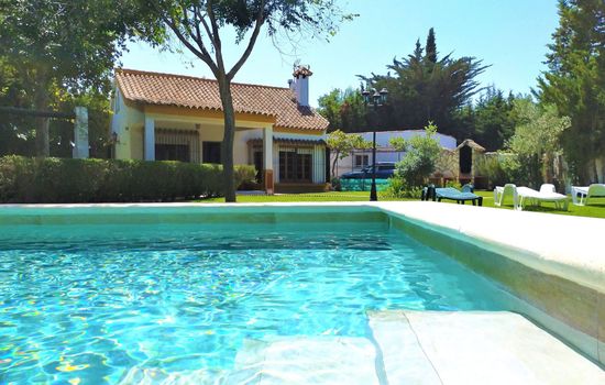 Villa El Cortijo Andaluz privates Schwimmbad, aacc, 5p