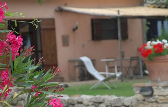 Unabhaengige Wohnung in Amelia mit Garten, Grill