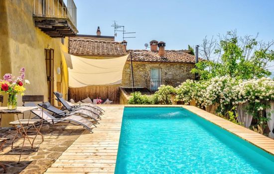 Wohnung in Marcena mit privatem Garten