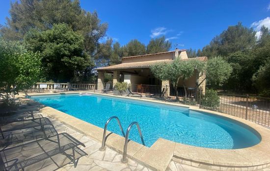 Provence 5 pers 2 Zimmer Schwimmbad Tennis