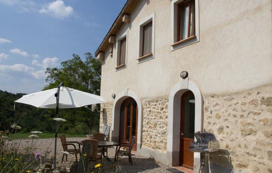 Luxuriöses Ferienhaus mit mehreren Terrassen