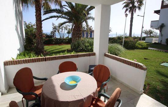 Appartement in Torrox Costa mit Großem gemeinsamem Pool und Meerblick