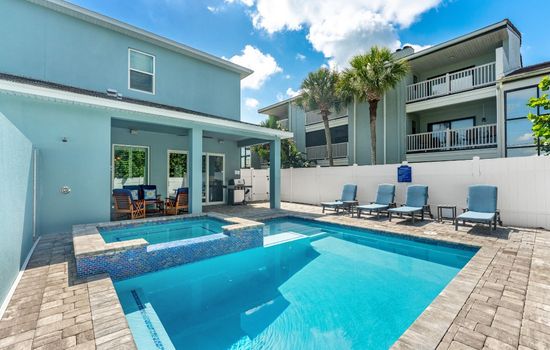 Sea Haven: Stunning 4 Bedroom Beach House