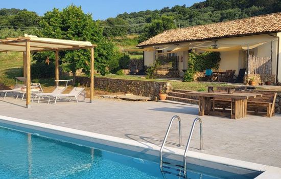 Landgut mit Blick auf das Wasser