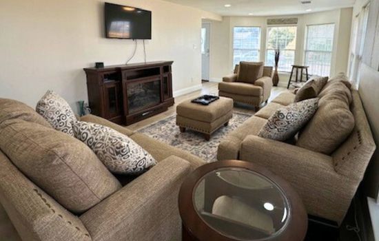 Family-Friendly Stay Near Downtown Houston