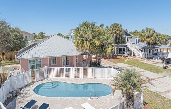 New~Renovated + Private Pool + Short Walk to Beach