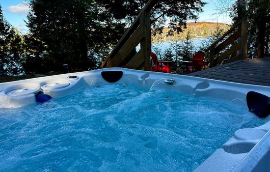 Grinmore Lakehouse & Spa~HotTub, Sauna, ColdPlunge