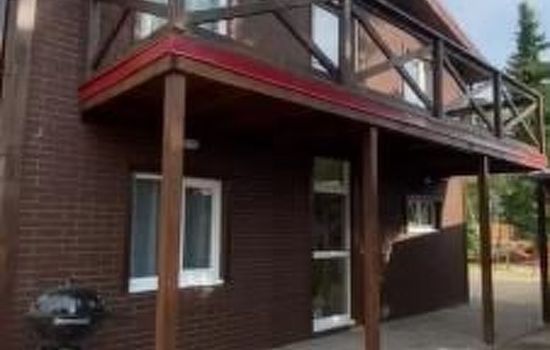 Idylle pur: Ferienhaus am See mit eigenem Garten