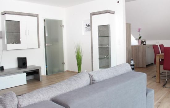 Nettes Ferienhaus in Hemfurth-Edersee mit Großer Terrasse