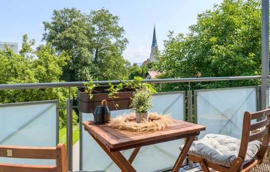 2OG mitte helle 70m 2 Zimmer Wohnung nähe Salzburg