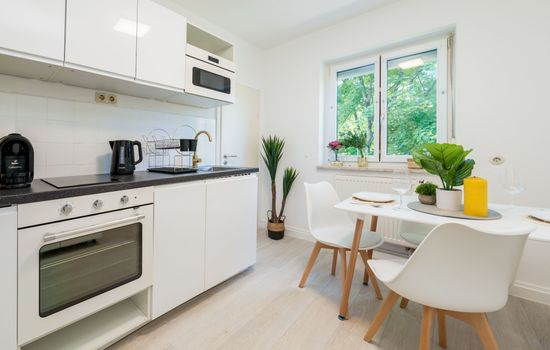 Eg Links helle 70m 2-Zimmer Wohnung nähe Salzburg