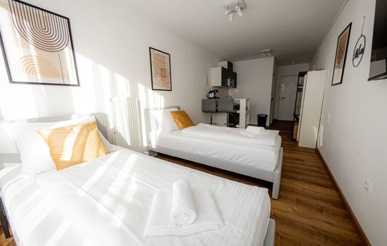 Come4Stay Passau - modern - Parkplatz