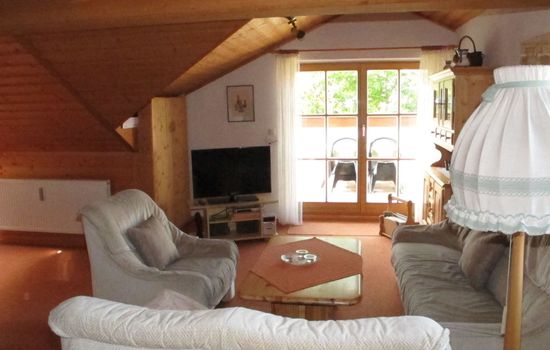 mit großer Dachterrasse