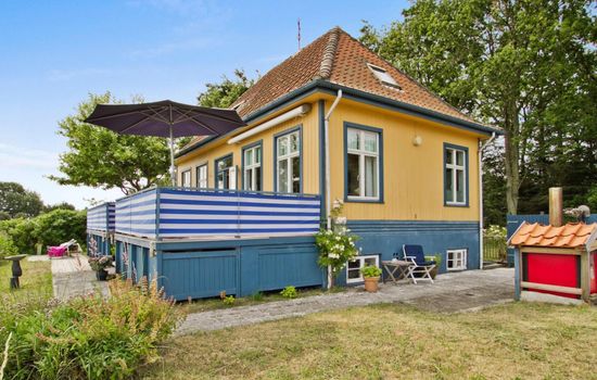 Historisches Strandanwesen mit Meerblick