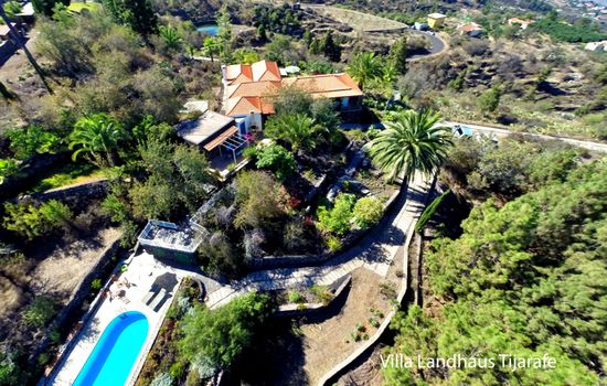 Anspruchsvolle Ferienvilla mit Panoramablick