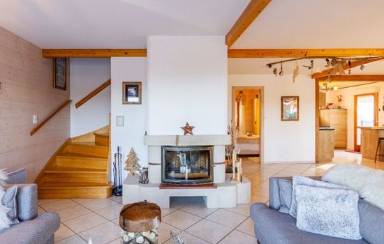 Chalet "Le Flocon Bleu" mit Blick auf das Wasser