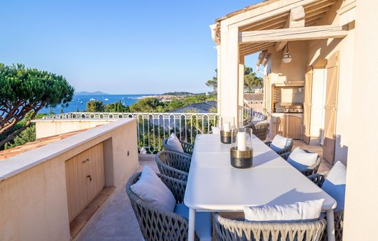 Villa "Marguerite" mit eigenem Garten und Terrasse