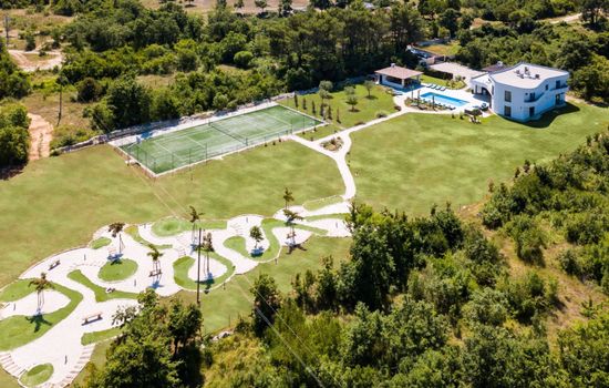 Sommer 'Villa La Dominika